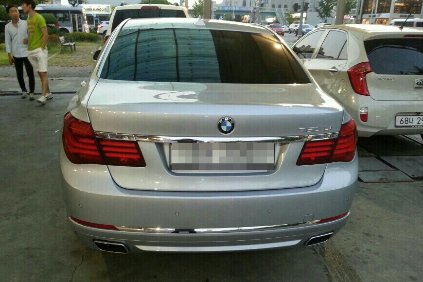 bmw750li