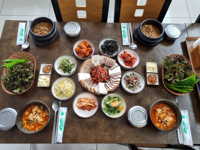 보쌈정식+순두부