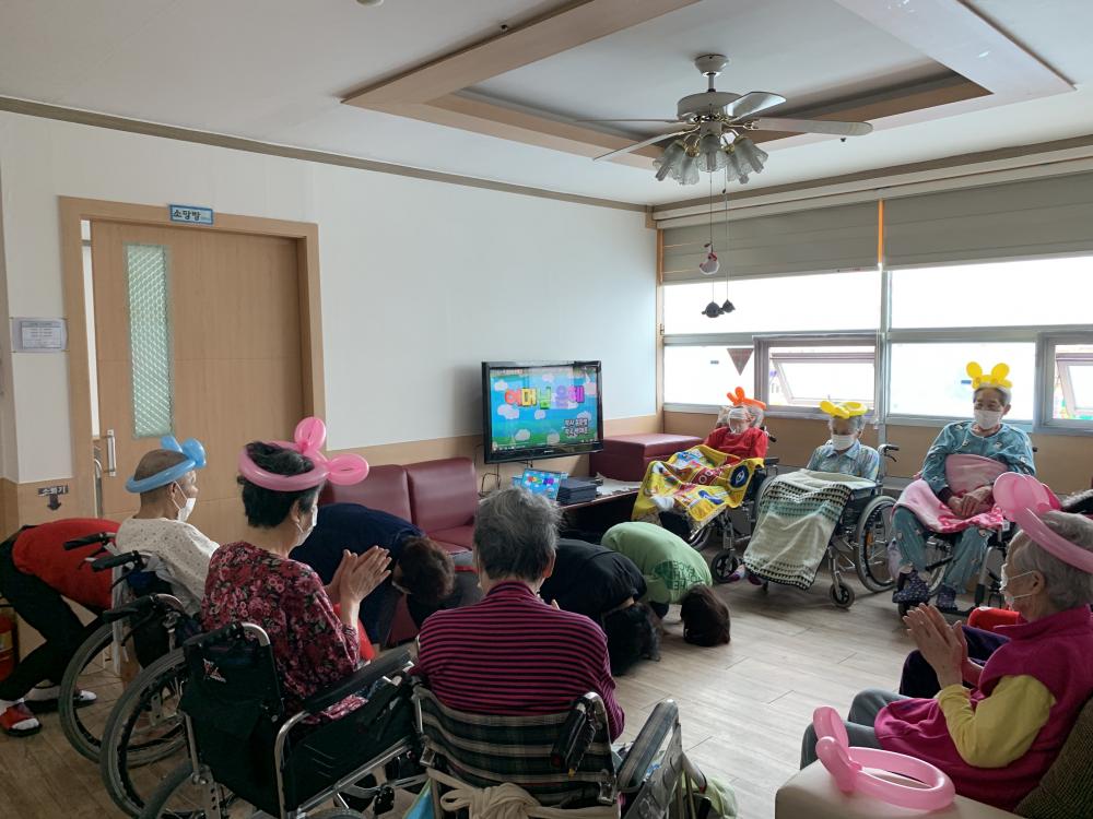 2022년 05월 어버이날 행사[시설]